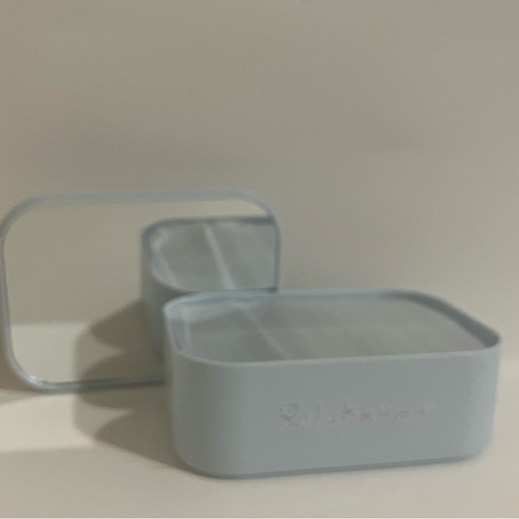 Rilakkuma Sea Life Mirrored Accessory Storage Case - Picture 6 of 11